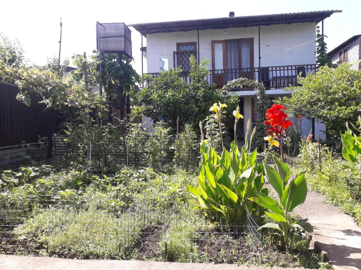 Guest House Polnaya Chasha Ochamchira Exterior photo