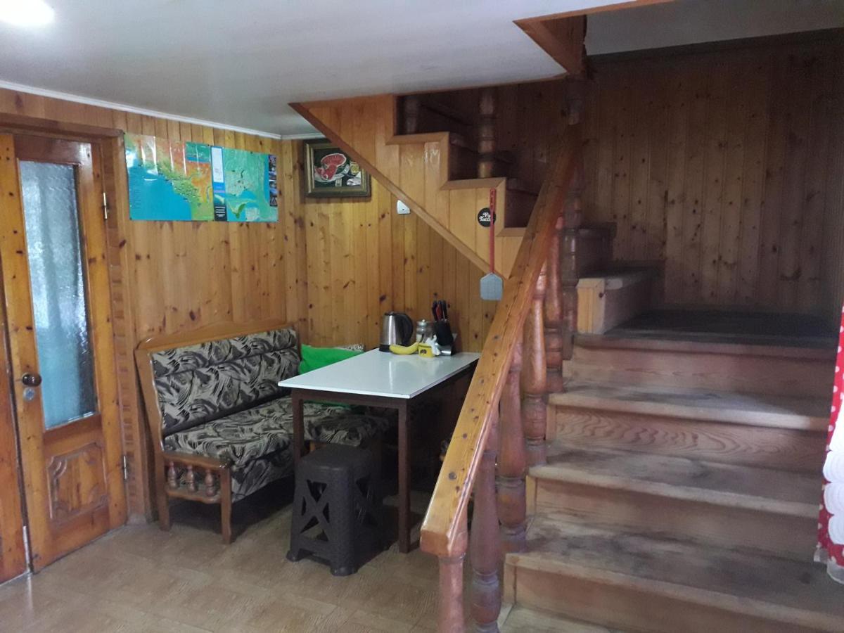 Guest House Polnaya Chasha Ochamchira Exterior photo